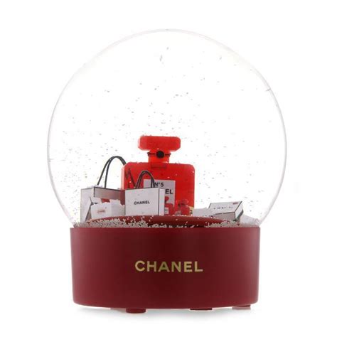 Chanel snow globe in red resin and transparent plexiglas